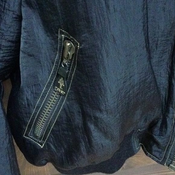 Golds gym rain resistant warm weather puffy jacket - Picture 6 of 12